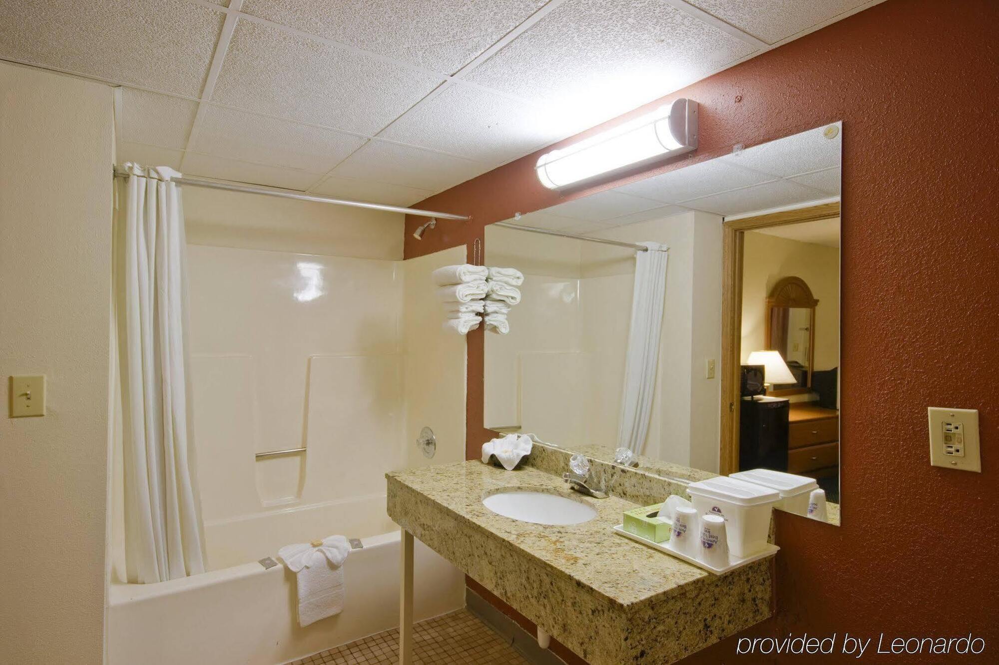 Oyo Hotel Tulsa International Airport Dış mekan fotoğraf